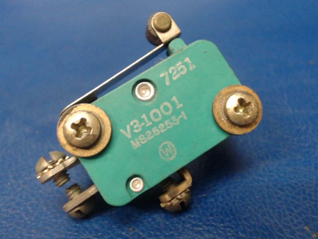 Cessna MS25253-1 Switch-Limit Flap Up or Down