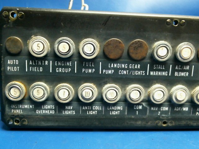 Piper 35209-00 PANEL - Circuit breaker